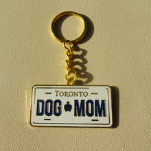 Load image into Gallery viewer, Keychain: TDM Mom/Dad