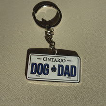 Load image into Gallery viewer, Keychain: TDM Mom/Dad