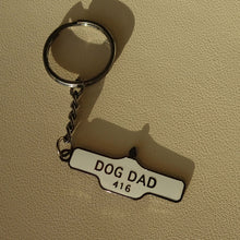 Load image into Gallery viewer, Keychain: TDM Mom/Dad

