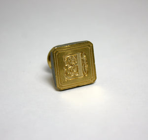 Seal: SQUARE INITIAL E